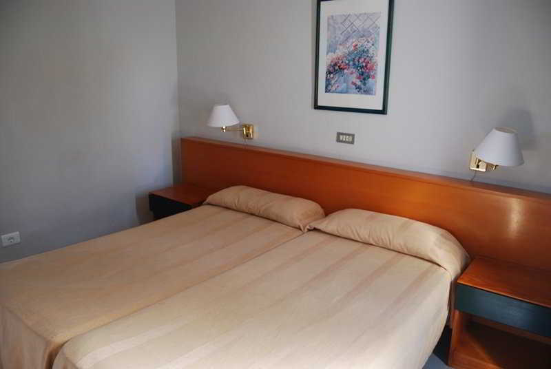 Apartamentos Eden Puerto Rico  Bagian luar foto