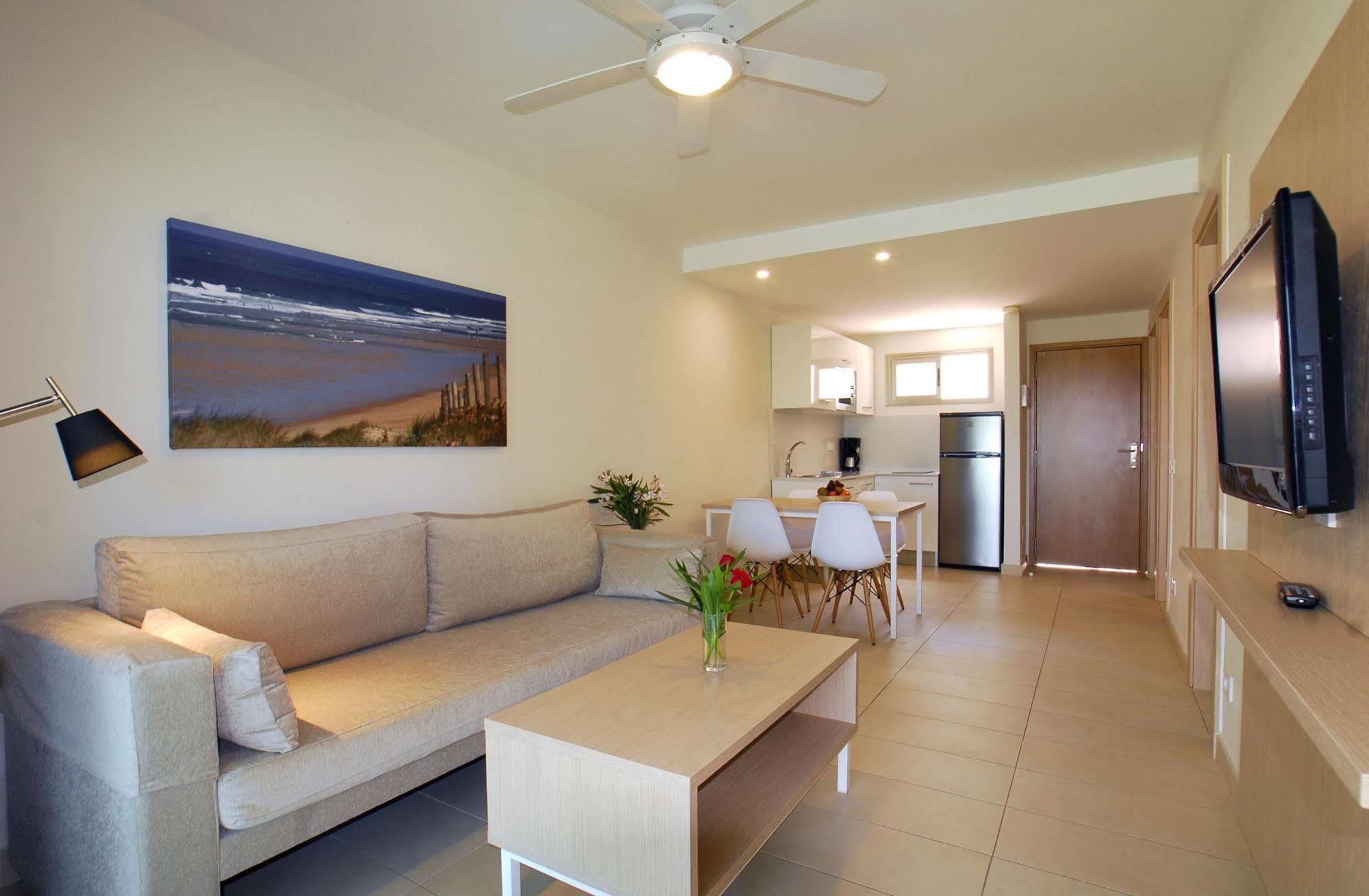 Apartamentos Eden Puerto Rico  Bagian luar foto