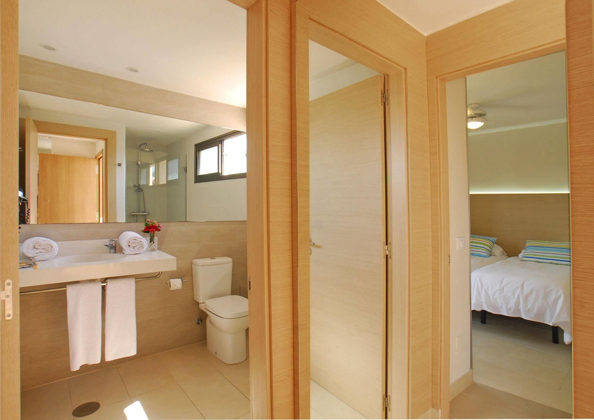 Apartamentos Eden Puerto Rico  Bagian luar foto